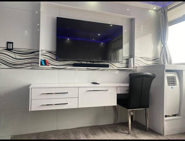 2 BEDROOM APARTMENT FOR SALE IN NORTH BEACH